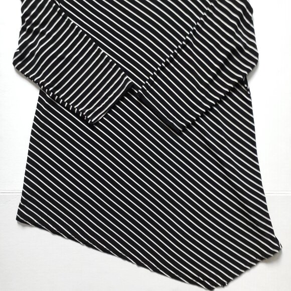 Chico's Travelers Diagonal Stripe Asymmetrical Hem Tunic Black Size 3/Size XL - Picture 6 of 9